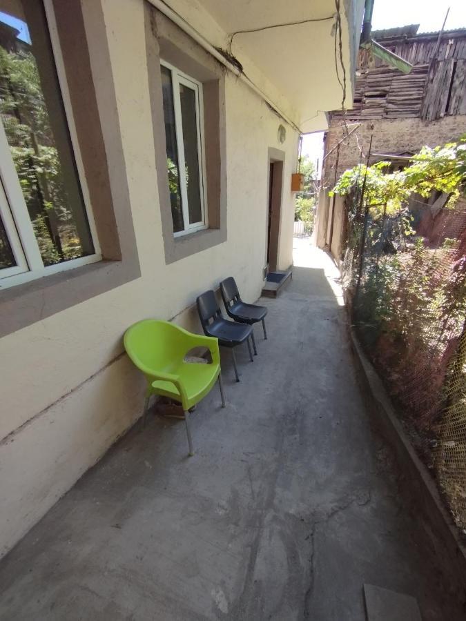 Wooden_Room_Hostel Yerevan Ngoại thất bức ảnh